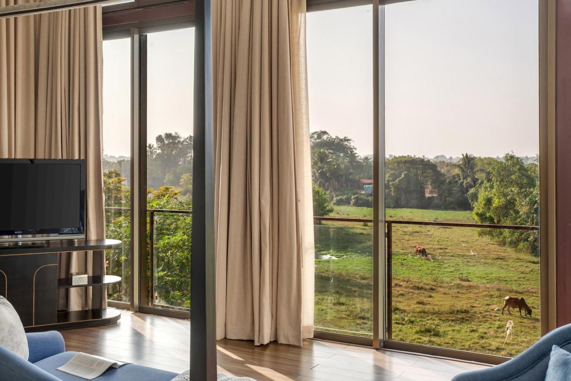 Sohonos 2 - Luxurious 3Bhk With Private Pool Villa Nerul  Exterior photo